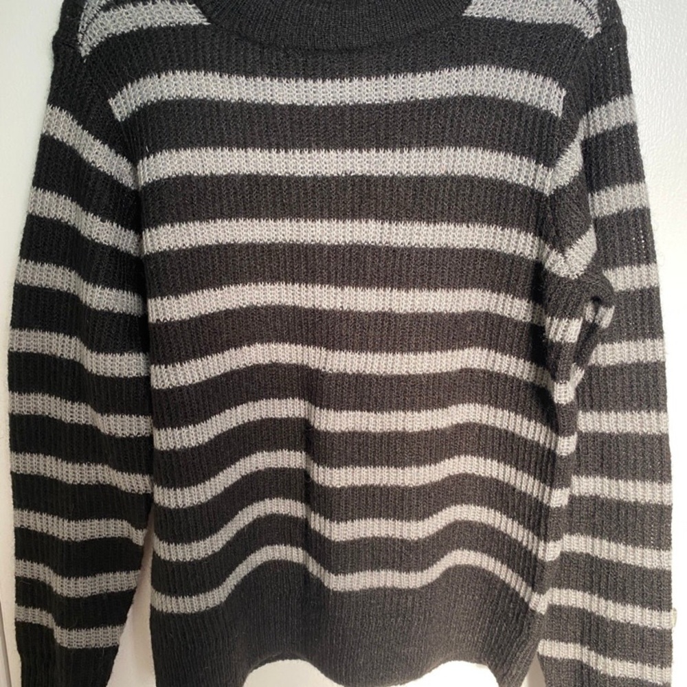 Tommy Hilfiger Black and Gray Knit Sweater